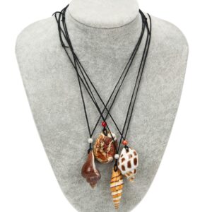 Ogrlice na crnoj špagi, razne školjke (SET 10 kom.)