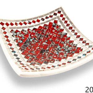 Bijela keramička zdjela s dijagonalnim crvenim stakalcima i rombovima, veća