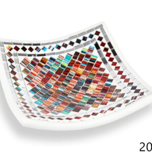 Bijela zdjela s dijagonalnim stakalcima i rombovima sa crvenim crtama, 20cm