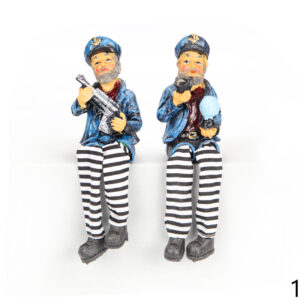 Figure sjedećih opasnih kapetana s nogama od tkanine (SET 2 kom.)