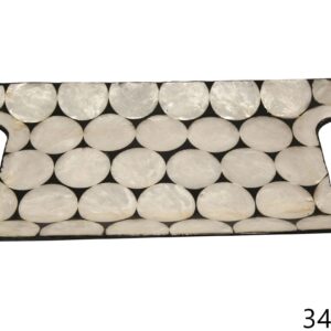 Tacna od sedefne bijele školjke, okruglog oblika