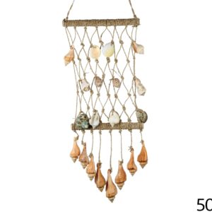 Visillica sa školjkama na smeđoj mreži