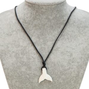 Ogrlice s repom od dupina, rezbarena školjka (SET 10 kom.)