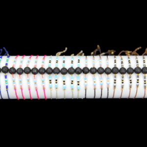 Narukvice s malim perlicama i kamenom od lave (SET 50 kom.)