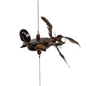 Drvena visilica vrtirepka s listom i udaraljkom, kornjača