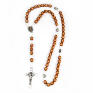 Krunica konop, valjkasto drvo i medaljice, Međugorje