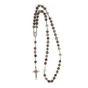 Krunica žica, drvene bobice i medaljice