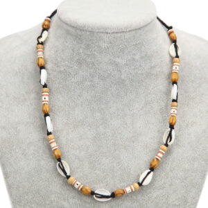 Ogrlice s kauri školjkicama i drvenim perlicama (SET 12 kom.)