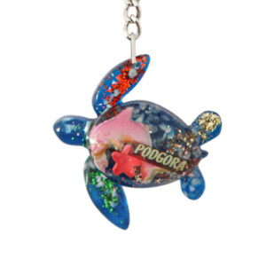 Privjesci kornjača sa školjkicama i morskim motivima, Podgora